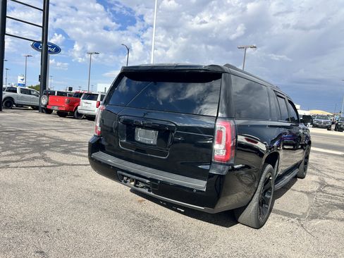 Used 2019 GMC Yukon XL SLT w/ Graphite Performance Edition AWD/4WD image 5