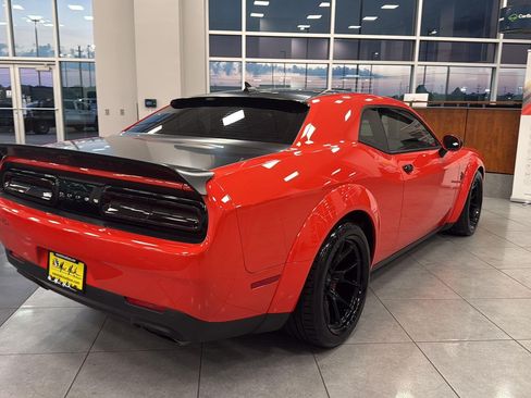 Used 2023 Dodge Challenger SRT Hellcat RWD image 5