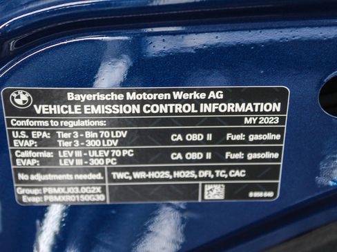 Used 2023 BMW 540i w/ M Sport Package image 28