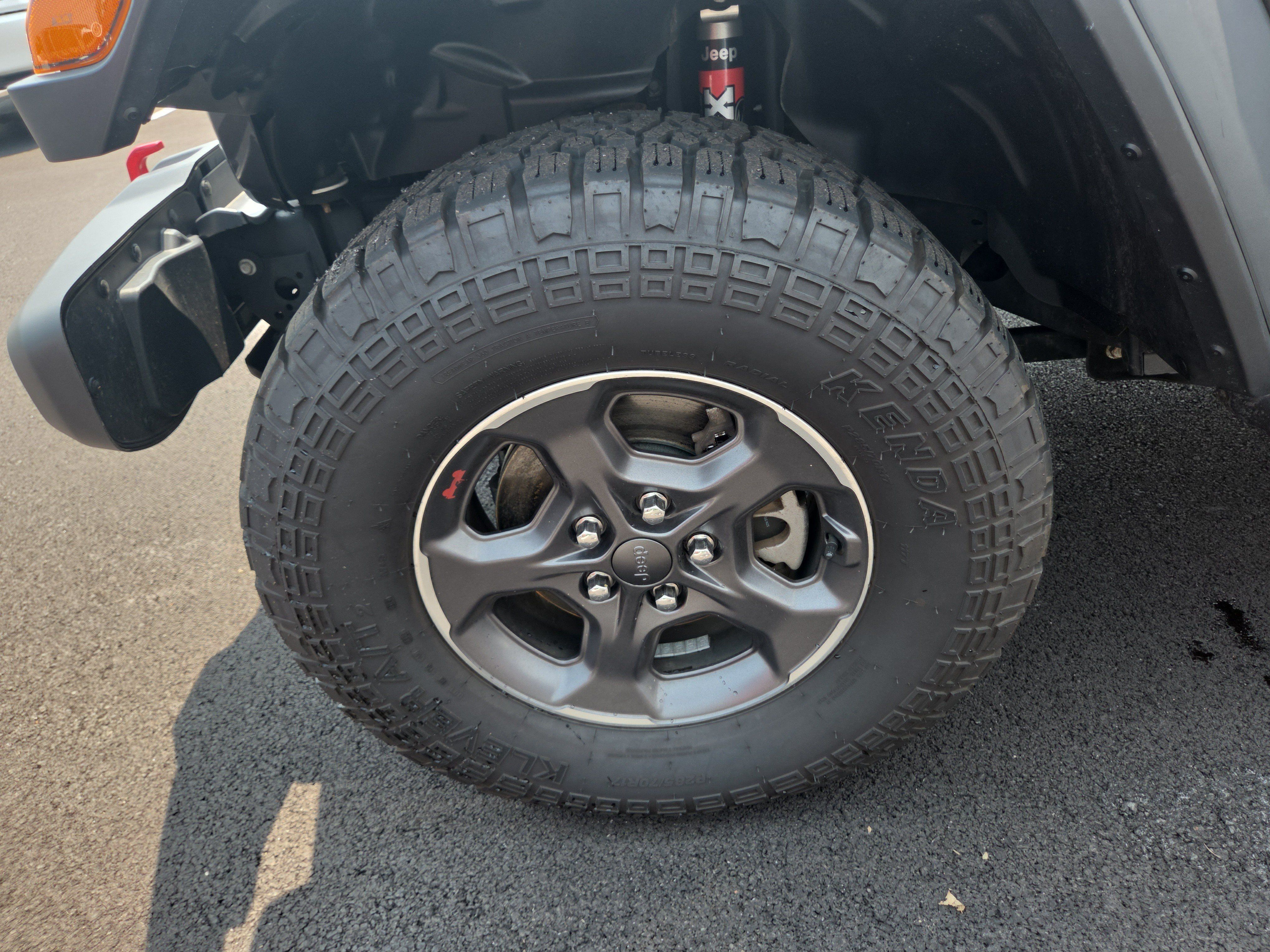 Used 2020 Jeep Gladiator Rubicon AWD/4WD image 26