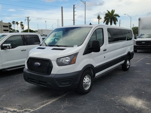 Used 2024 Ford Transit 350 Low Roof AWD image 3
