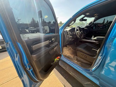 Used 2023 RAM 1500 Big Horn AWD/4WD image 10