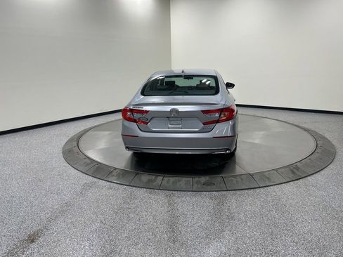 Used 2019 Honda Accord Hybrid image 7