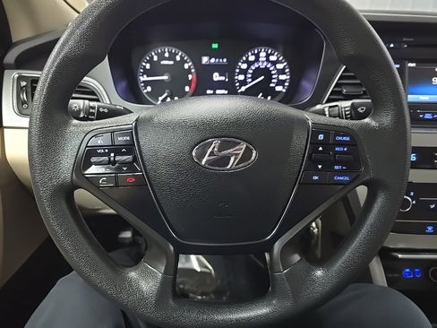 Used 2015 Hyundai Sonata SE w/ Option Group 09 image 18