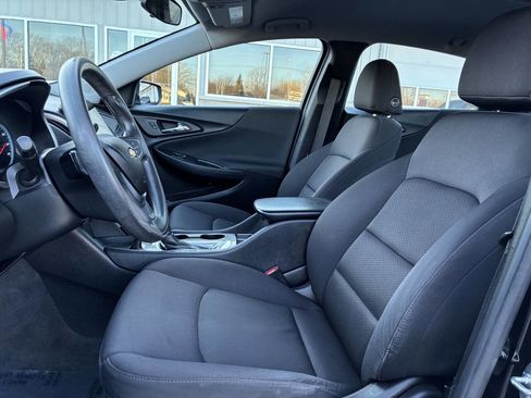 Used 2020 Chevrolet Malibu LS w/ LPO, Convenience Package 1 image 3
