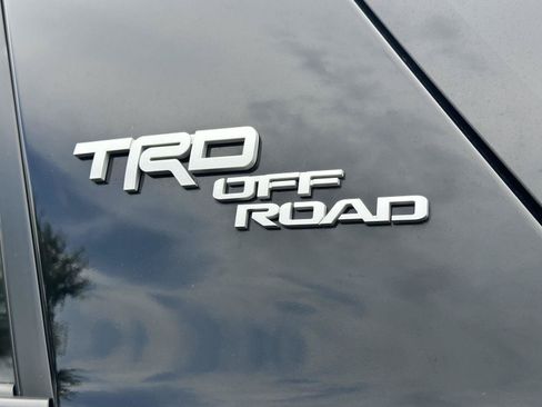 Used 2024 Toyota 4Runner TRD Off-Road Premium w/ Off Road Premium Plus Package AWD/4WD image 10