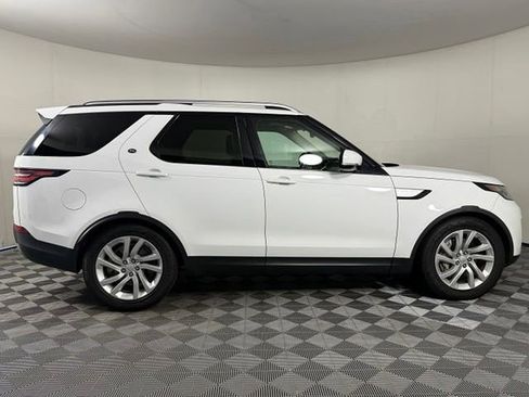 Used 2018 Land Rover Discovery HSE AWD/4WD image 9