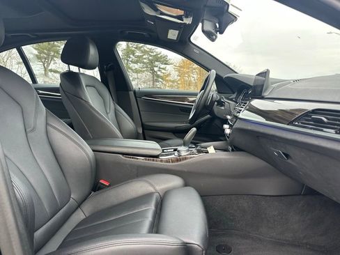 Used 2018 BMW 530e xDrive image 26