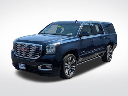 Used 2020 GMC Yukon XL Denali w/ Denali Ultimate Package AWD/4WD image 9