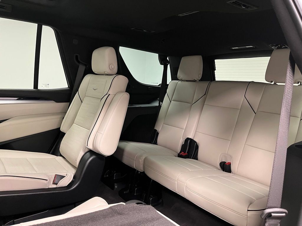 Used 2026 Cadillac Escalade Sport AWD/4WD image 46