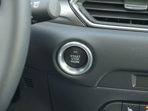 New 2025 MAZDA CX-5 AWD 2.5 S w/ Preferred Package image 15