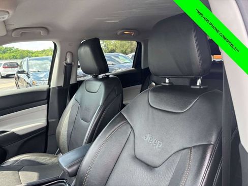 Used 2022 Jeep Compass Limited AWD/4WD image 6