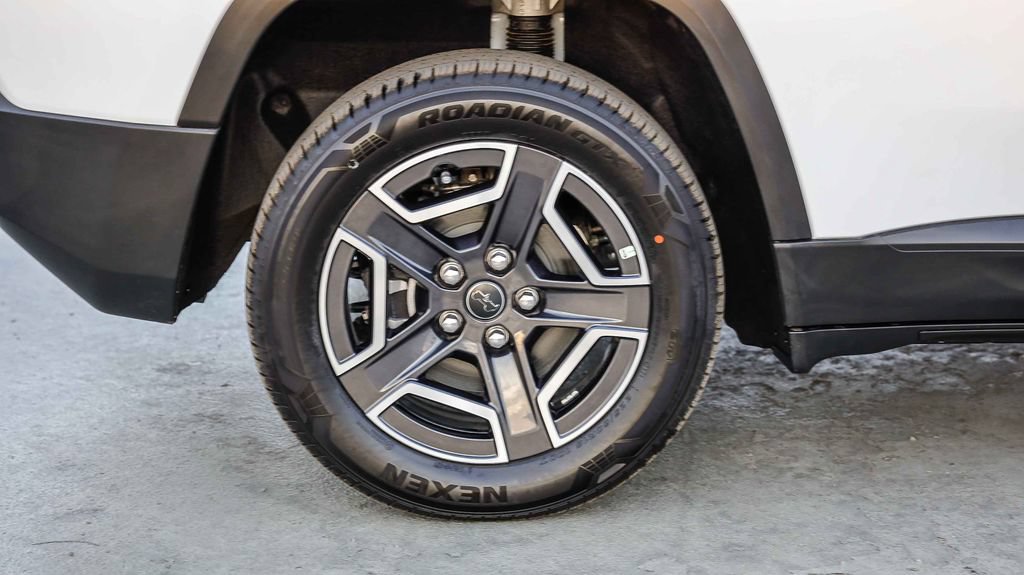 New 2026 Jeep Cherokee Limited AWD/4WD image 12