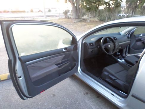 Used 2006 Volkswagen Rabbit image 13