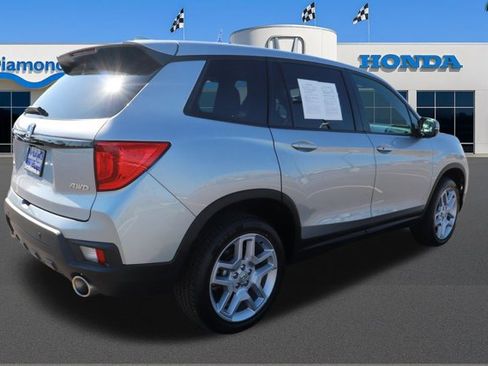 Used 2024 Honda Passport EX-L image 6