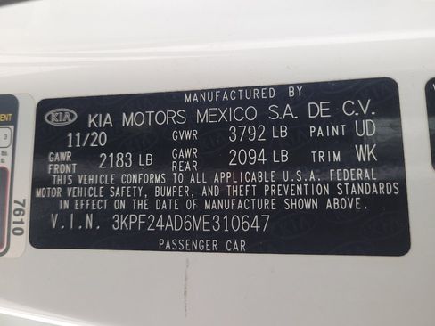 Used 2021 Kia Forte LXS FWD image 33