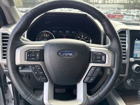 Used 2016 Ford F150 Lariat w/ Equipment Group 502A Luxury image 23