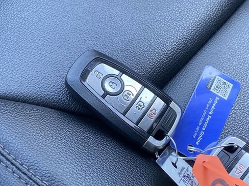 Used 2020 Ford Explorer XLT w/ Equipment Group 202A image 26