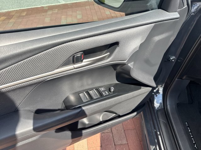 Used 2025 Toyota Camry SE w/ Multimedia Upgrade Package FWD image 11