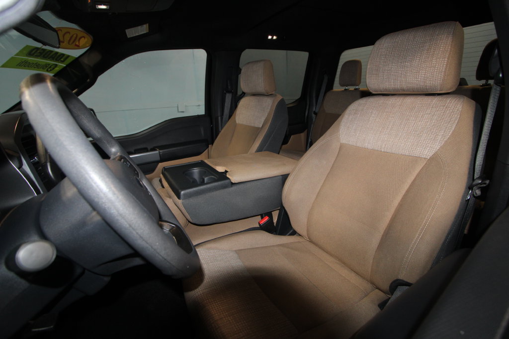 Used 2023 Ford F150 XLT AWD/4WD image 4