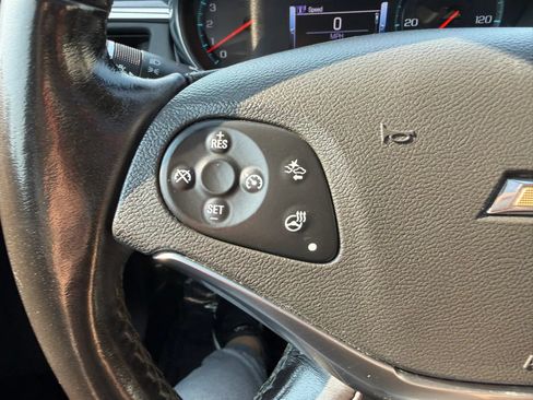 Used 2017 Chevrolet Impala Premier w/ Enhanced Convenience Package FWD image 20