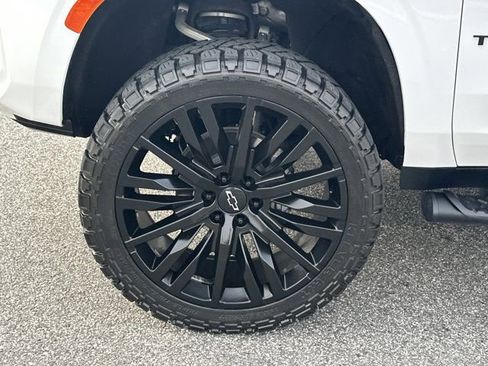 Used 2024 Chevrolet Tahoe Z71 image 15