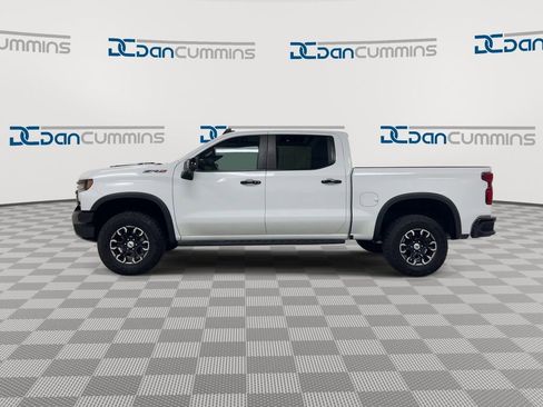Used 2023 Chevrolet Silverado 1500 ZR2 w/ Technology Package AWD/4WD image 5