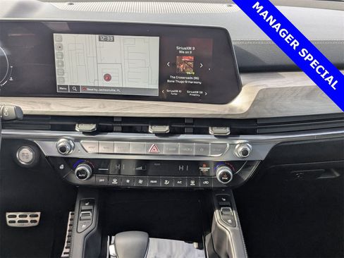 Used 2024 Kia Telluride SX Prestige X-Line image 21