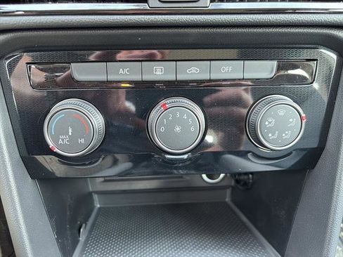 New 2026 Volkswagen Taos S image 21