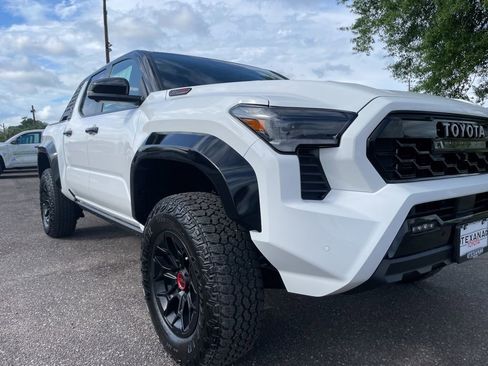 New 2026 Toyota Tacoma TRD Pro AWD/4WD image 9