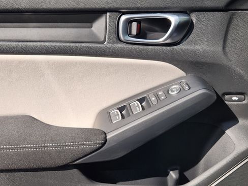 Used 2023 Honda Civic LX image 24