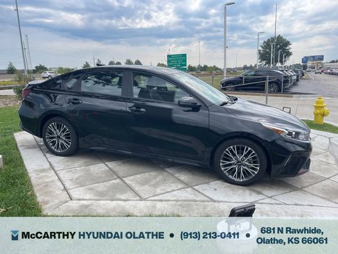 Used 2023 Kia Forte GT-Line w/ GT-Line Technology Package image 17