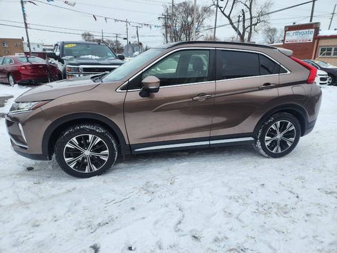 Used 2019 Mitsubishi Eclipse Cross SEL AWD/4WD image 4