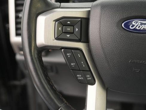 Used 2022 Ford F450 Platinum image 23