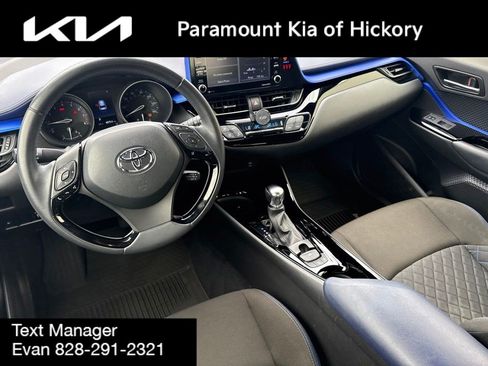 Used 2021 Toyota C-HR XLE FWD image 14