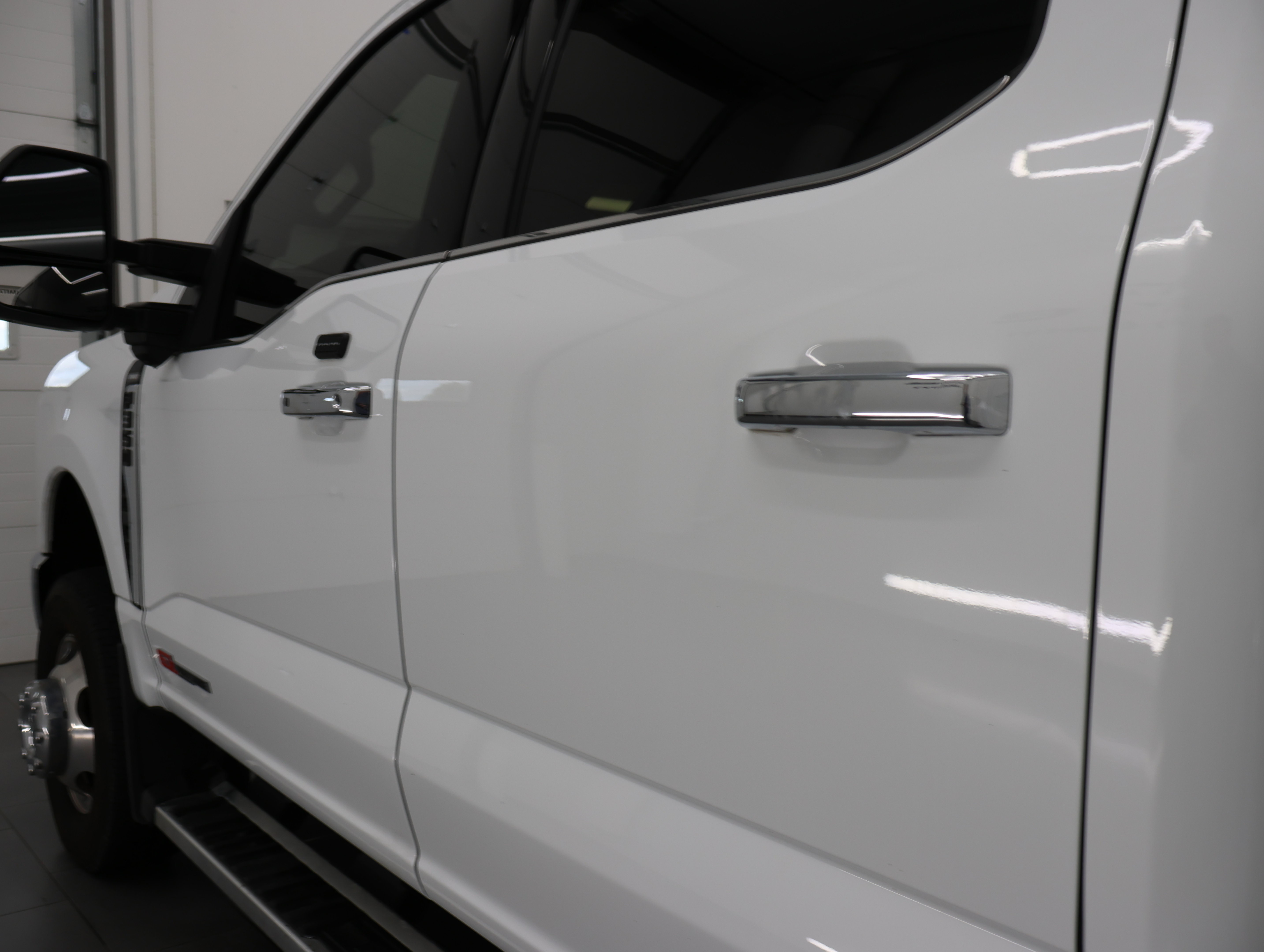 Used 2025 Ford F350 Lariat w/ Chrome Package AWD/4WD image 29