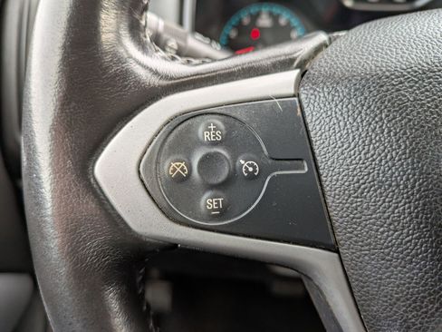 Used 2015 Chevrolet Colorado LT w/ LT Convenience Package image 16