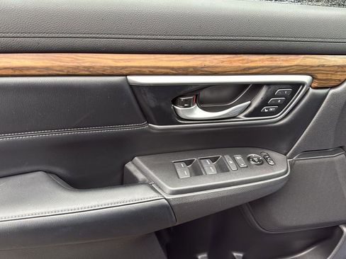 Used 2020 Honda CR-V EX-L image 11