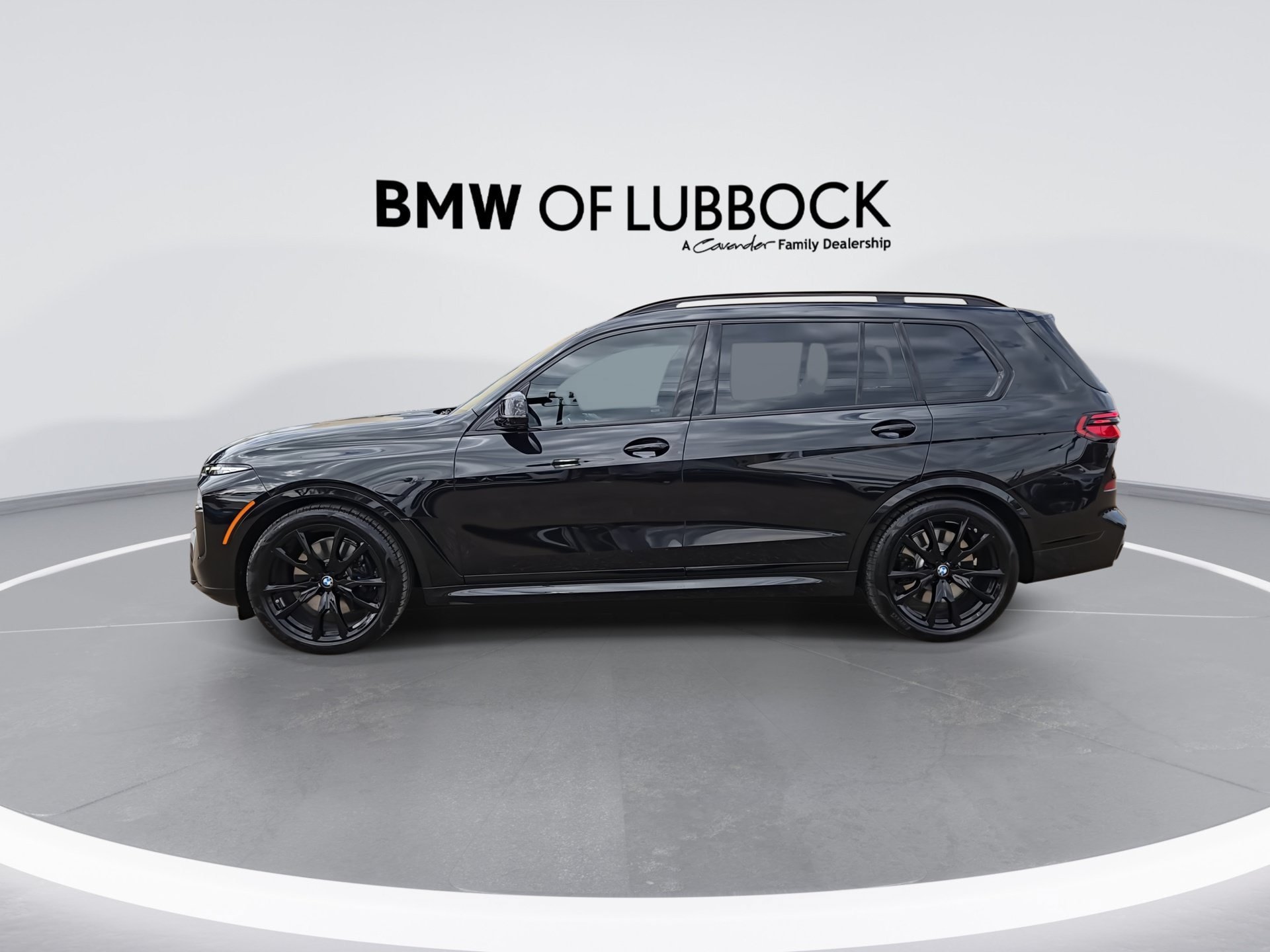 Used 2027 BMW X7 M60i w/ Executive Package AWD/4WD image 5