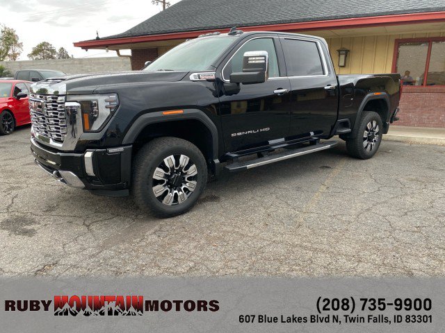 Used 2024 GMC Sierra 2500 Denali w/ Denali Reserve Package AWD/4WD image 3