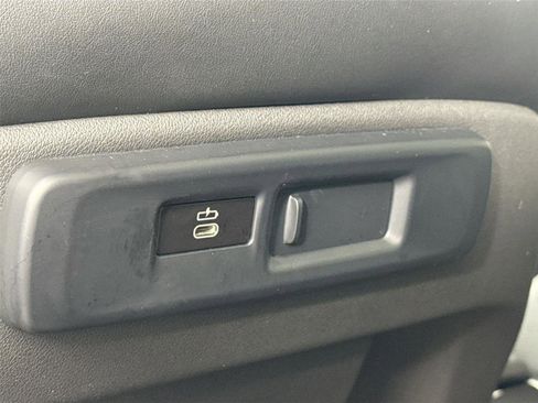 Used 2023 BMW X5 sDrive40i w/ Premium Package image 36