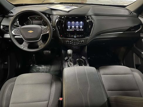 Used 2023 Chevrolet Traverse LT FWD image 12