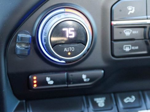 Used 2023 Chevrolet Silverado 2500 LT w/ Convenience Package image 23