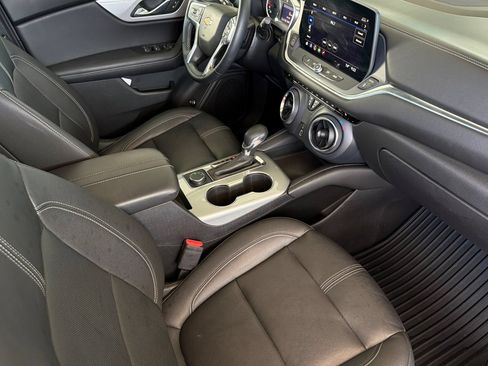 Used 2023 Chevrolet Blazer LT w/ Midnight/Sport Edition FWD image 18