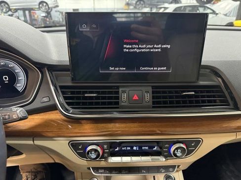 Used 2023 Audi Q5 2.0T Premium Plus AWD/4WD image 17