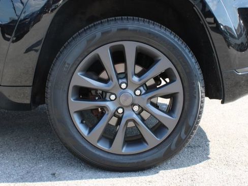 Used 2019 Jeep Grand Cherokee High Altitude AWD/4WD image 37