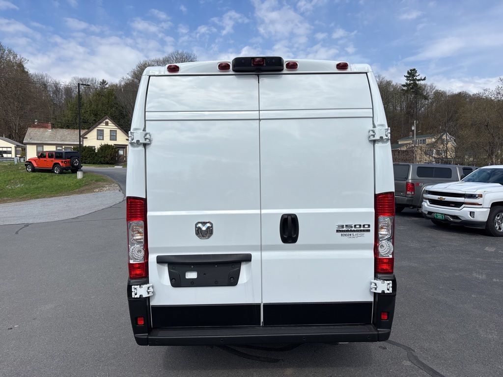 Used 2025 RAM ProMaster 3500 w/ Safety Group FWD image 4