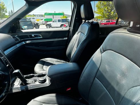 Used 2019 Ford Explorer Sport AWD/4WD image 10