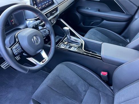Certified 2025 Acura ADX A-Spec image 10