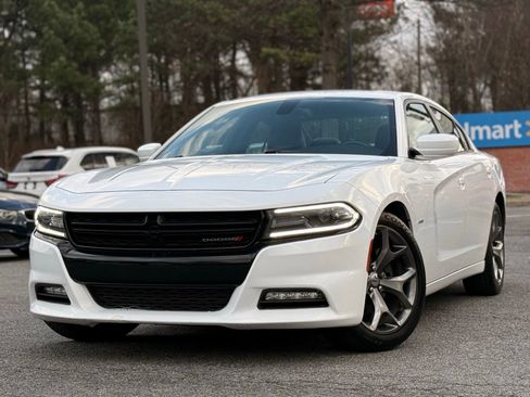 Used 2015 Dodge Charger R/T w/ Plus Group image 1